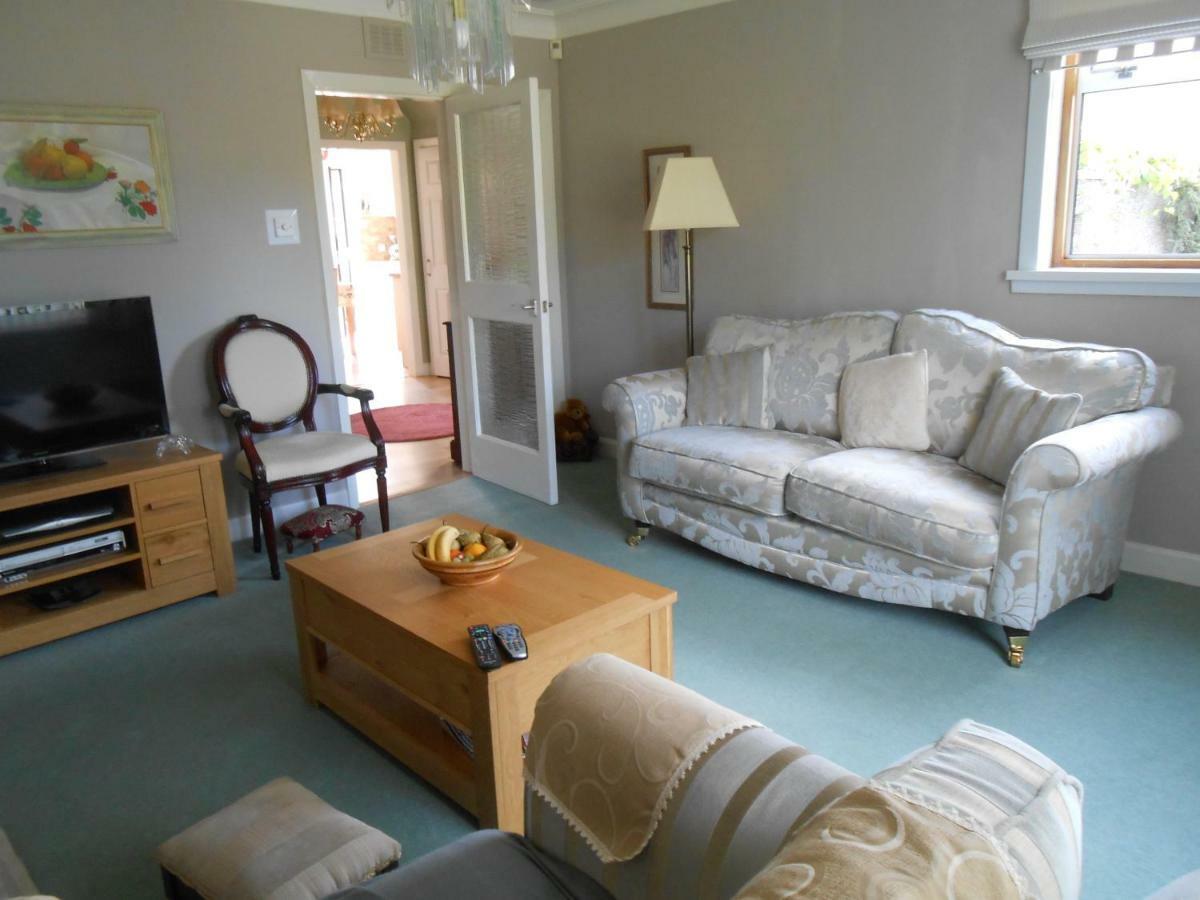 Rose Villa Bed And Breakfast Forfar Εξωτερικό φωτογραφία
